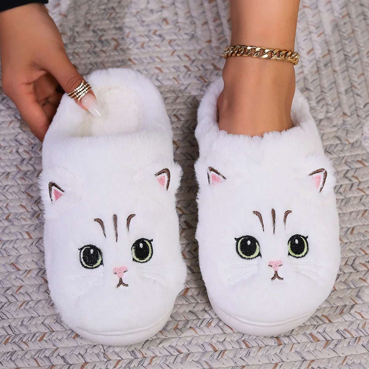 Cat Fuzzy Slippers - Lunapaws pet supply